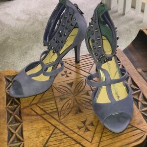 Jessica Simpson Blue Heels with Stiletto Design